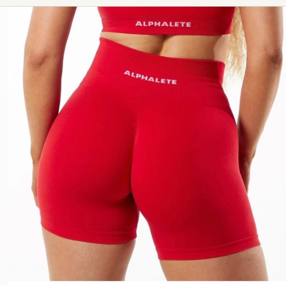 Alphalete Amplify Shorts